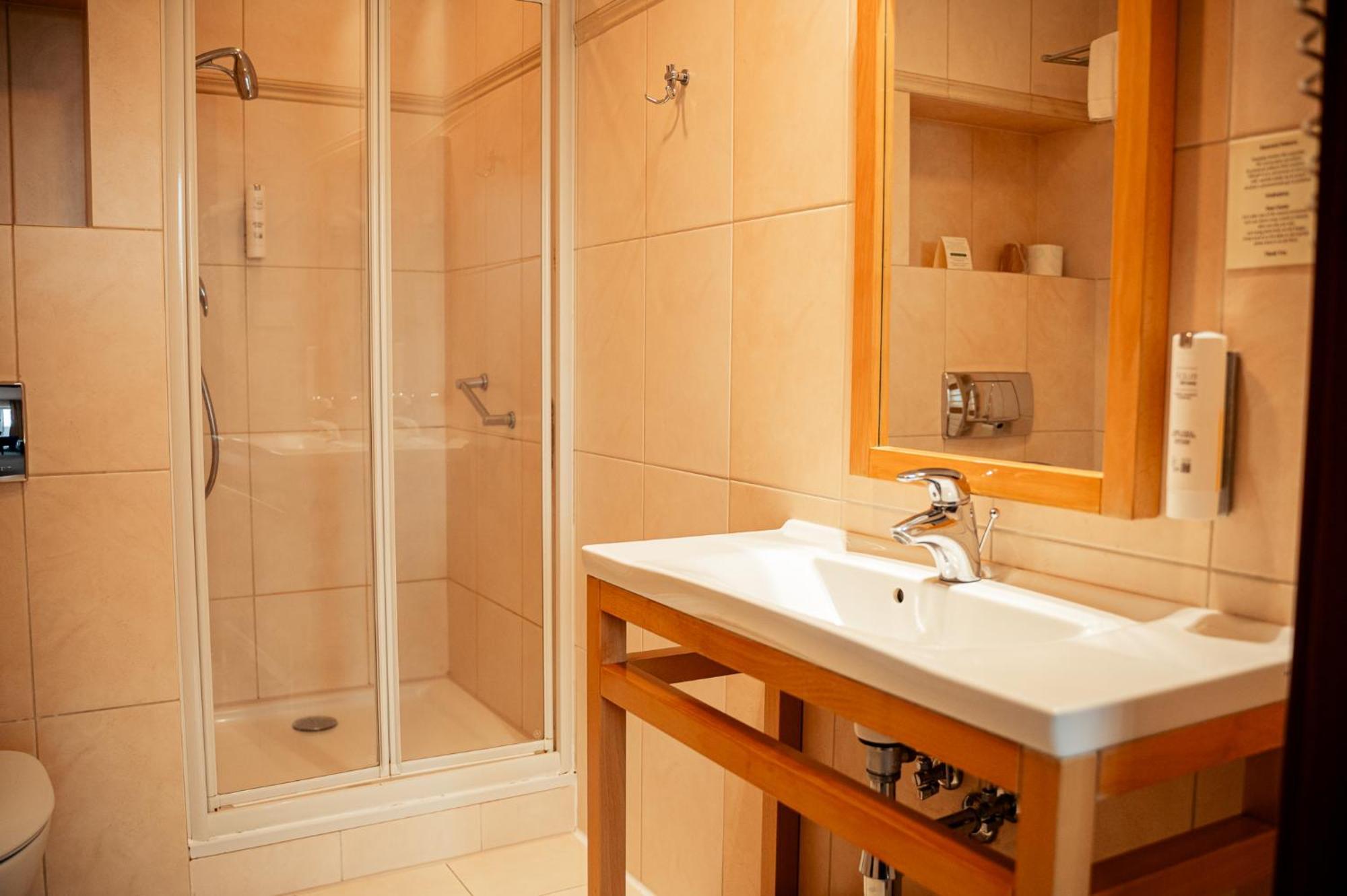 Hotel Kuracyjny Spa & Wellness Gdynia Esterno foto